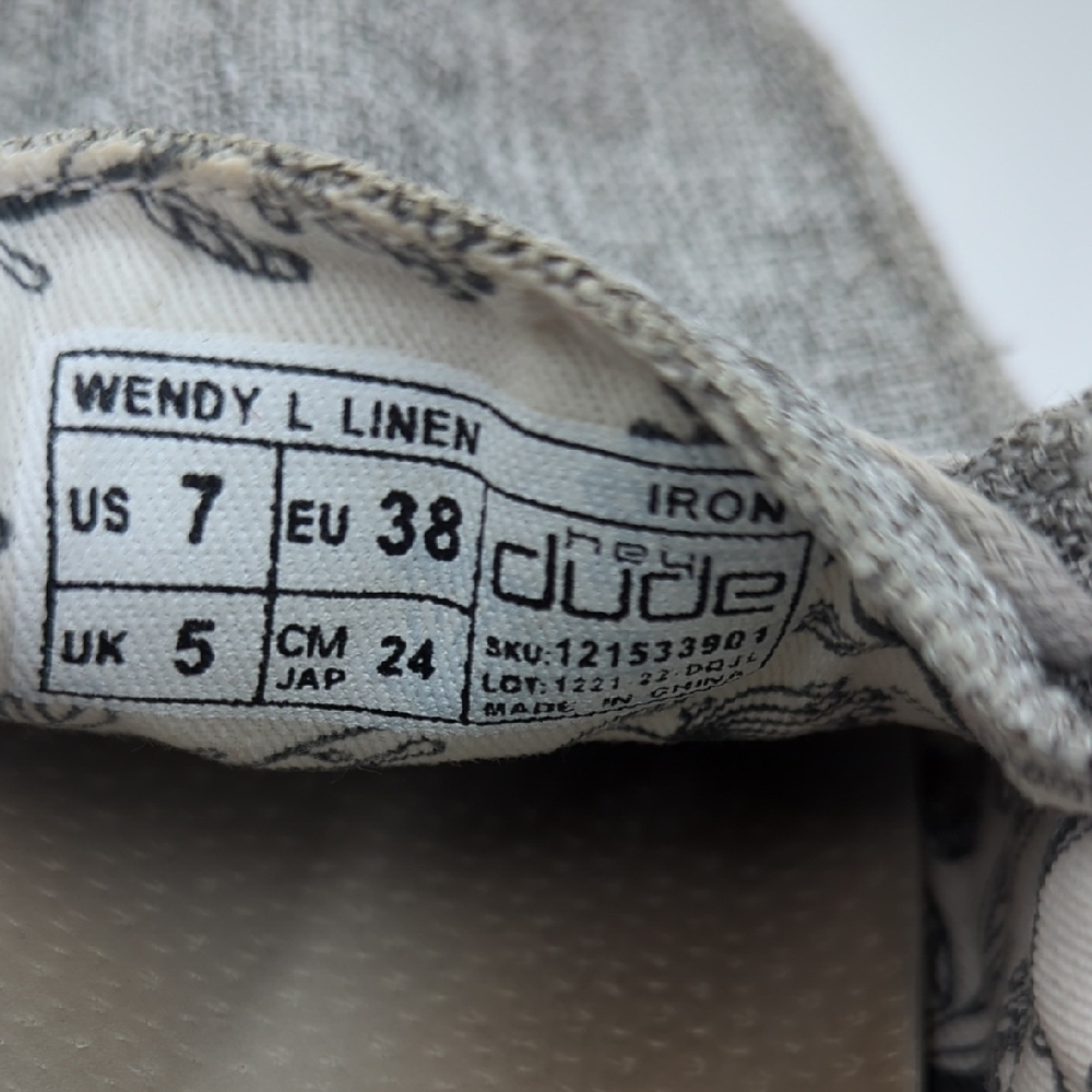 Hey Dude Women's Wendy Gray Slip On 7 Casual Lightweight comfort sneakers beach - Picture 8 of 10